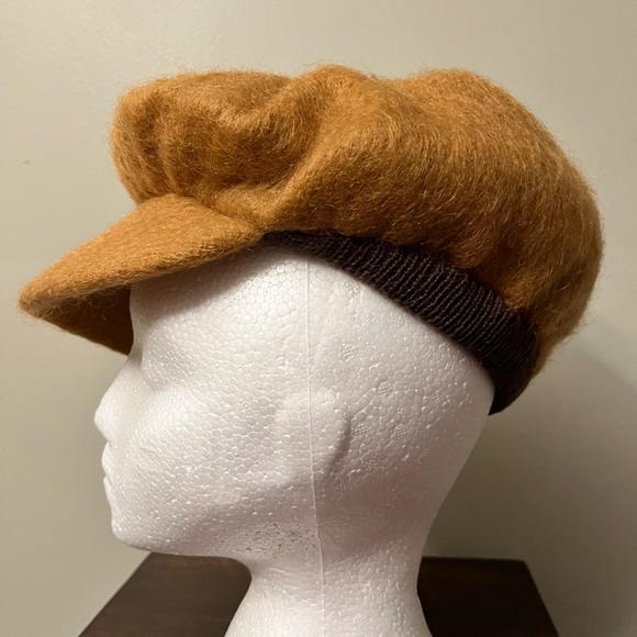 Vintage Camel-coloured Mohair Cap - Picture 4 of 4